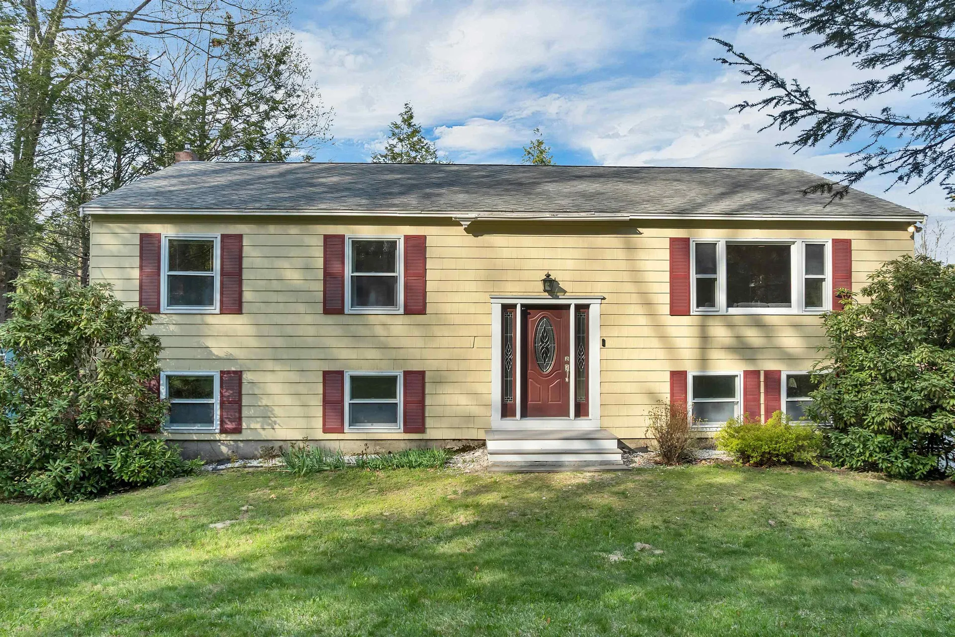 20 Birch Drive Newmarket NH 03857