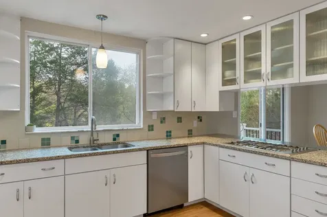 20 Birch Drive Newmarket NH 03857