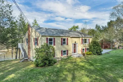 20 Birch Drive Newmarket NH 03857