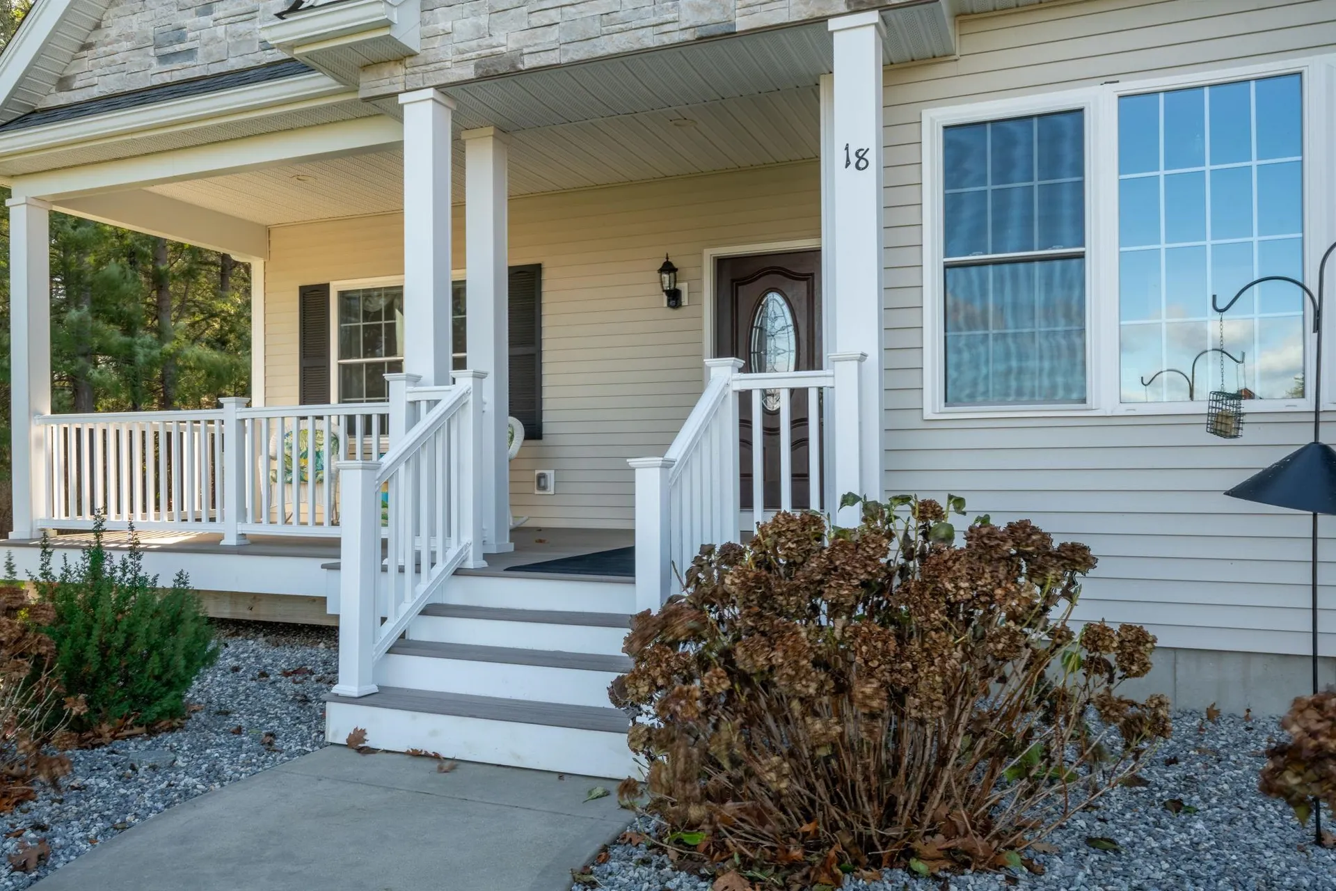 18 Steele Road Derry NH 03038