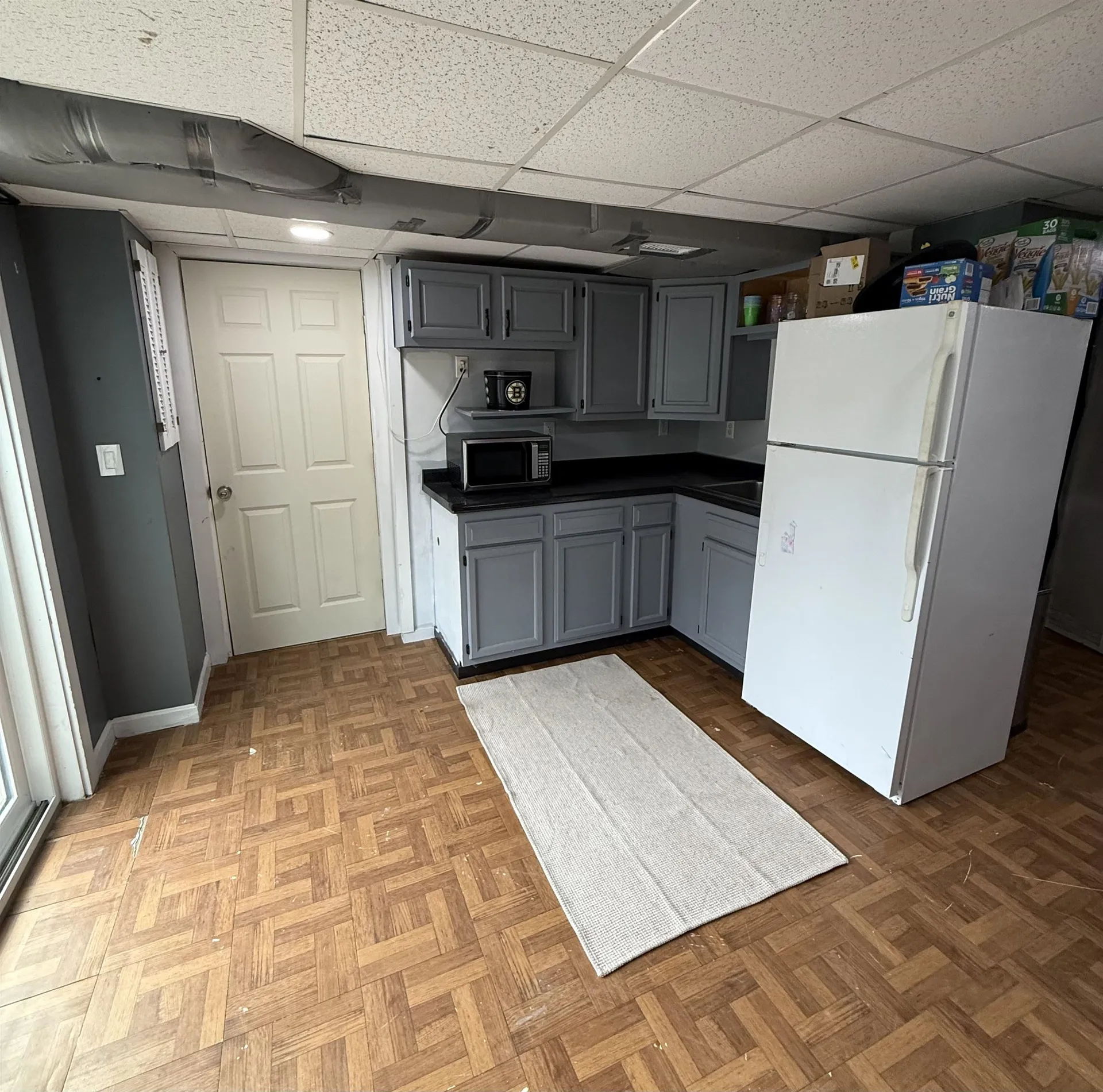 4 Sunset Drive Londonderry NH 03053
