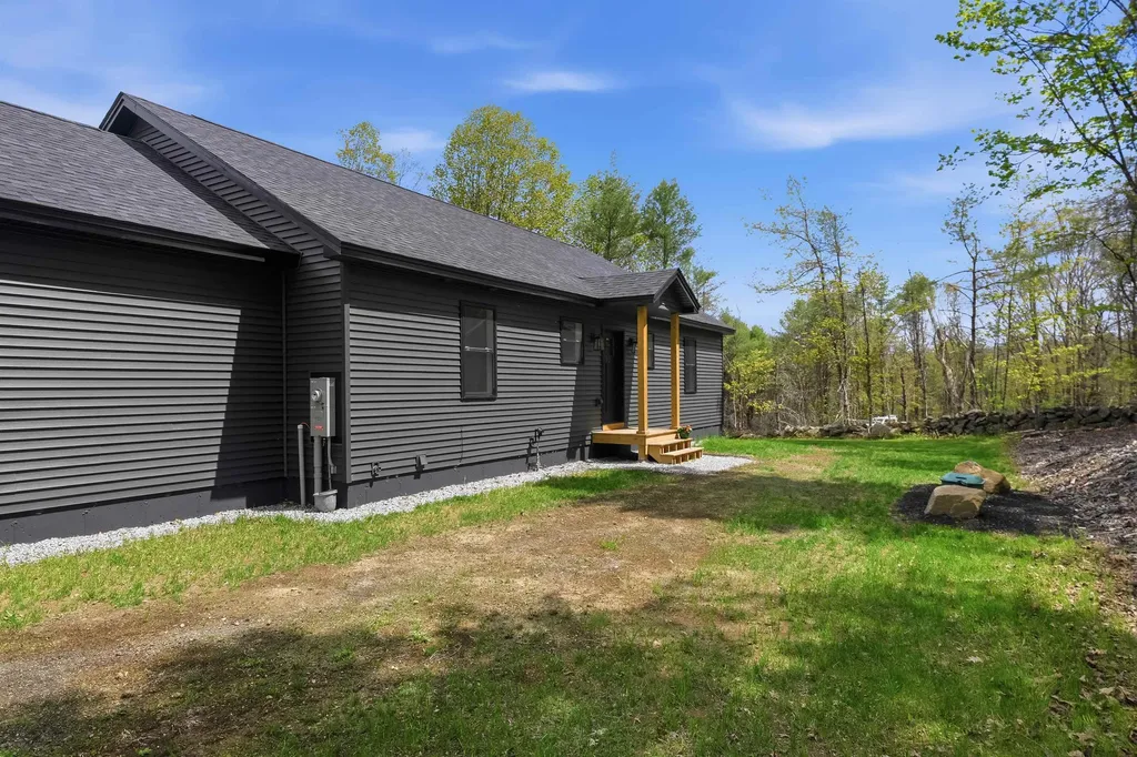 93 Calef Hill Road Franklin NH 03235