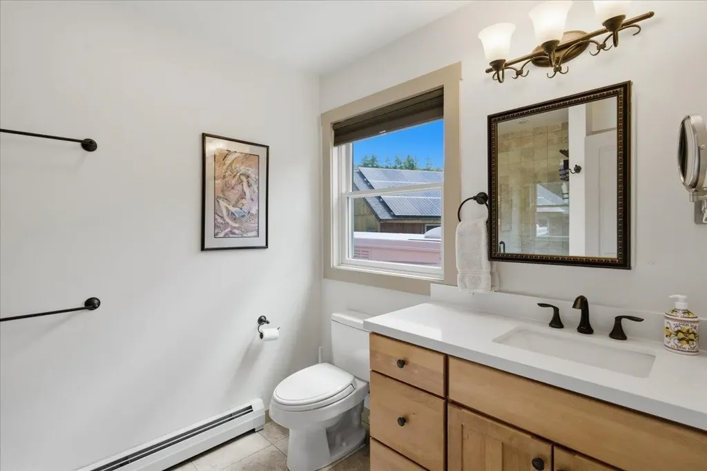 39 Stoney Brook Road Londonderry VT 05148