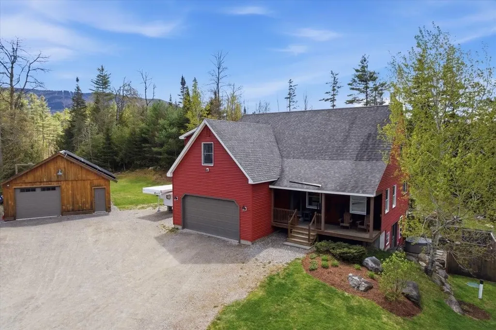 39 Stoney Brook Road Londonderry VT 05148