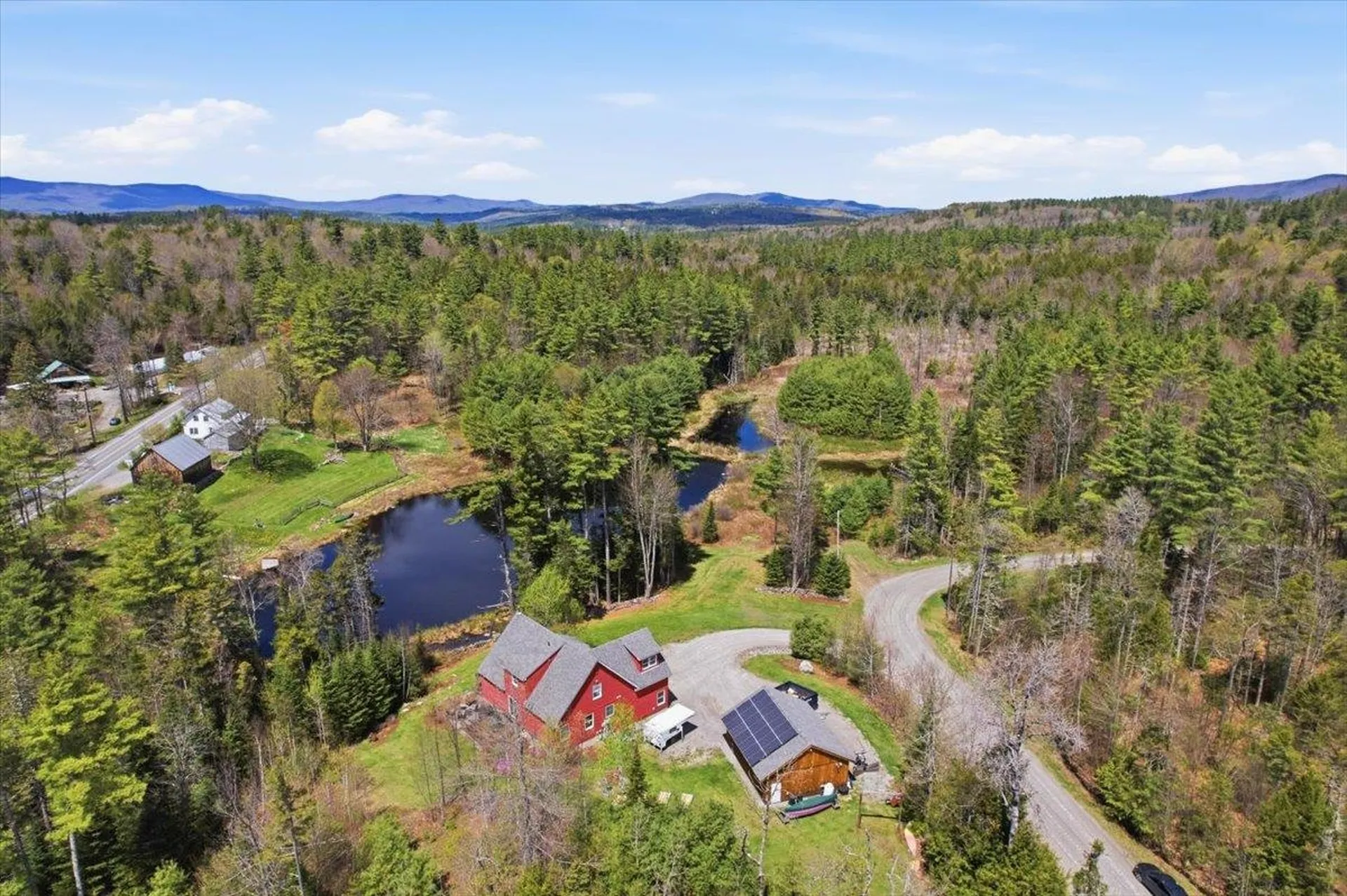 39 Stoney Brook Road Londonderry VT 05148