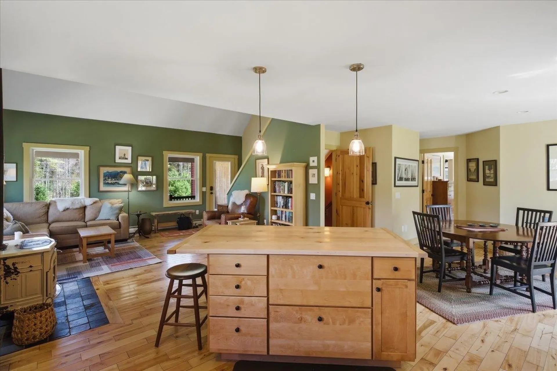39 Stoney Brook Road Londonderry VT 05148
