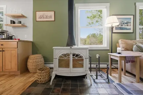 39 Stoney Brook Road Londonderry VT 05148