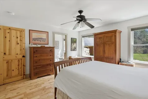 39 Stoney Brook Road Londonderry VT 05148