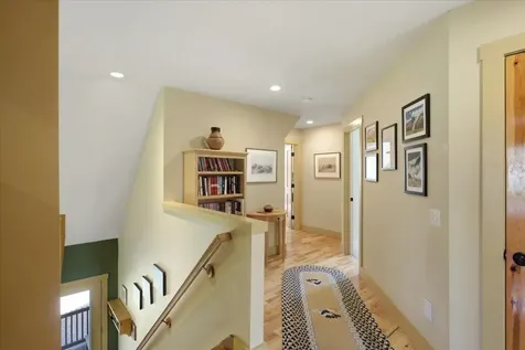 39 Stoney Brook Road Londonderry VT 05148