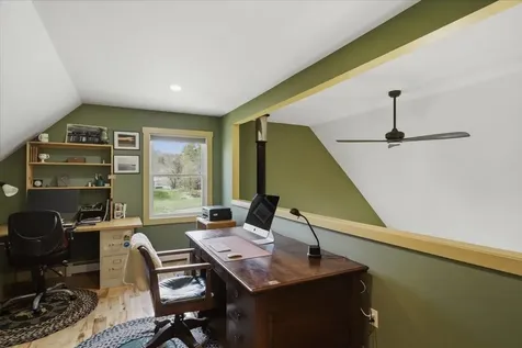 39 Stoney Brook Road Londonderry VT 05148