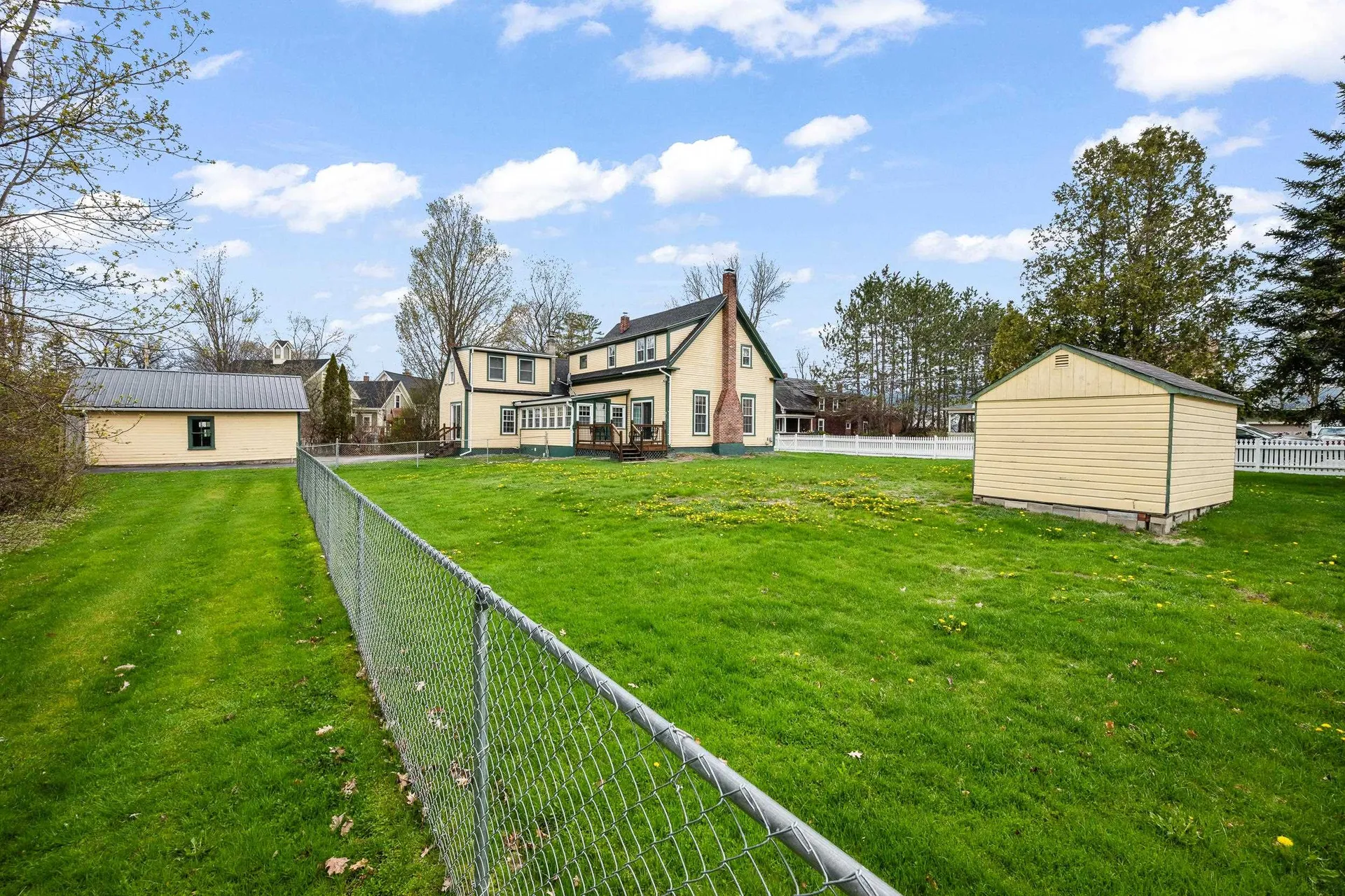 7 Pleasant Street Lancaster NH 03584