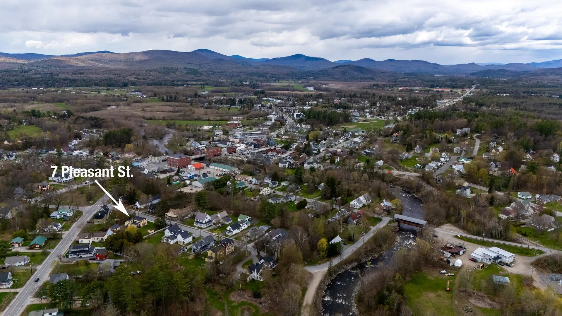 7 Pleasant Street Lancaster NH 03584