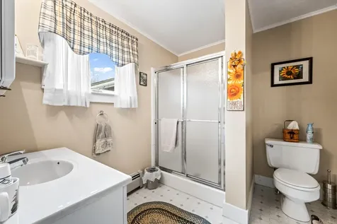 7 Pleasant Street Lancaster NH 03584