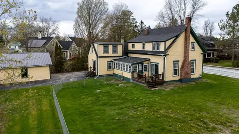 7 Pleasant Street Lancaster NH 03584