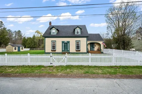 7 Pleasant Street Lancaster NH 03584