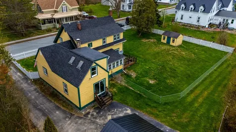 7 Pleasant Street Lancaster NH 03584