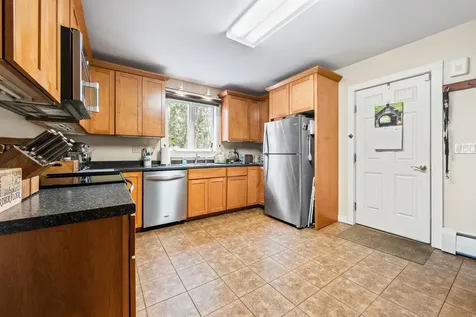 7 Pleasant Street Lancaster NH 03584