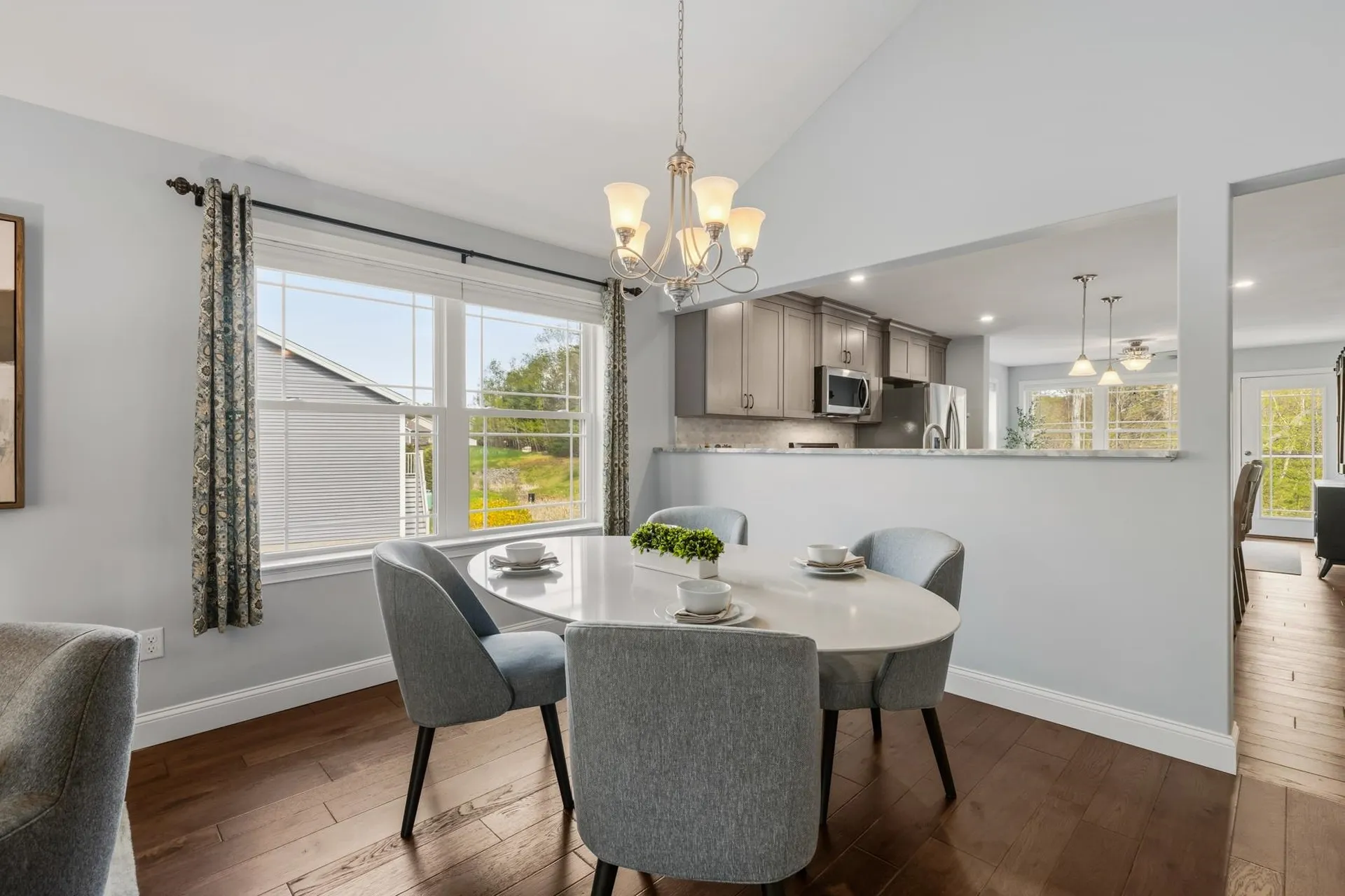 10 Wilson Way Brentwood NH 03833