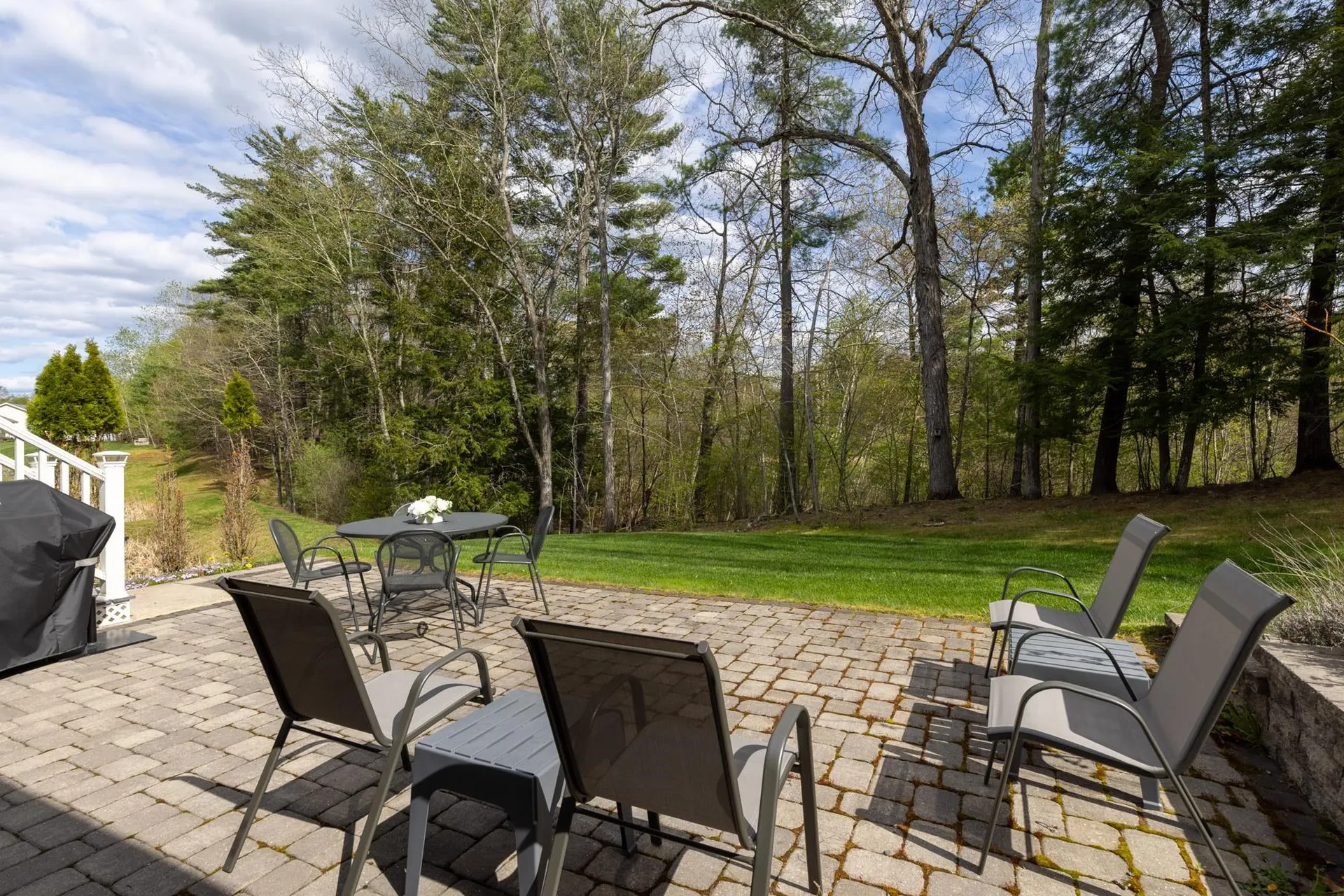 10 Wilson Way Brentwood NH 03833