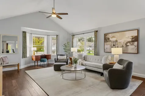 10 Wilson Way Brentwood NH 03833