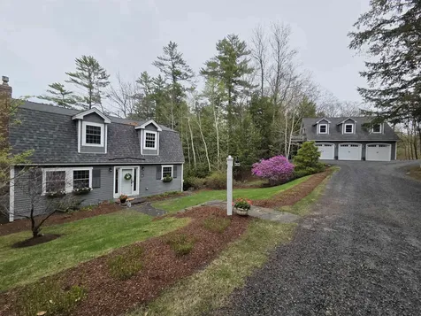 93 Algonquin Road Enfield NH 03748
