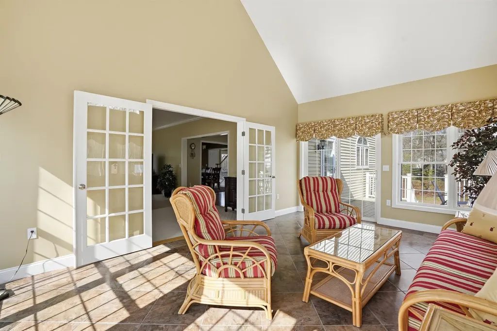 5 Duston Road Windham NH 03087