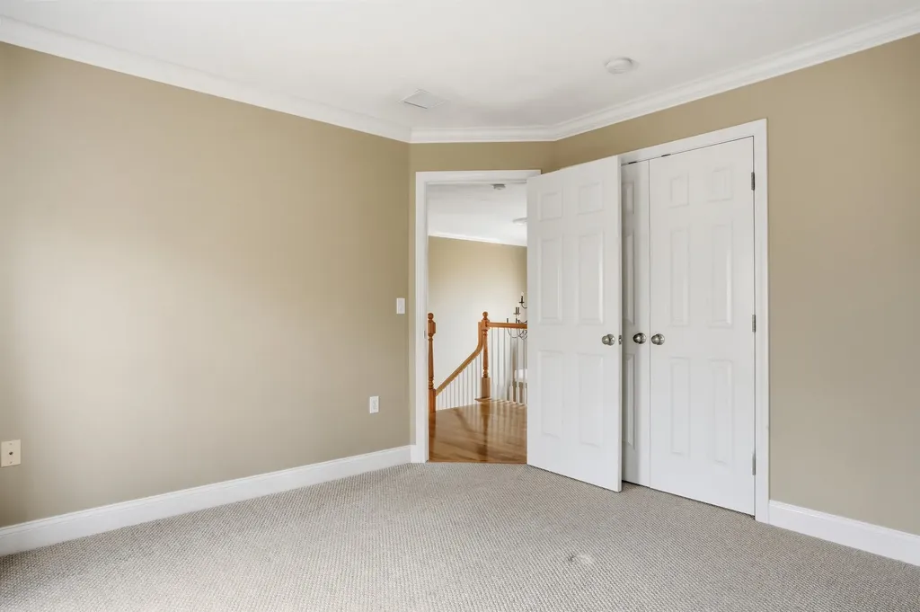 5 Duston Road Windham NH 03087