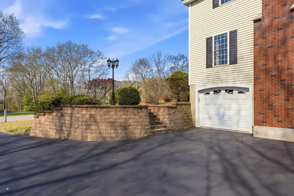 5 Duston Road Windham NH 03087