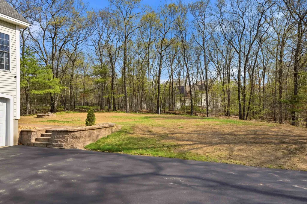 5 Duston Road Windham NH 03087