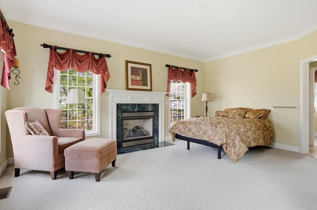 5 Duston Road Windham NH 03087