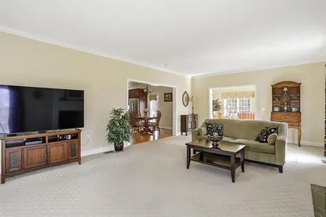 5 Duston Road Windham NH 03087