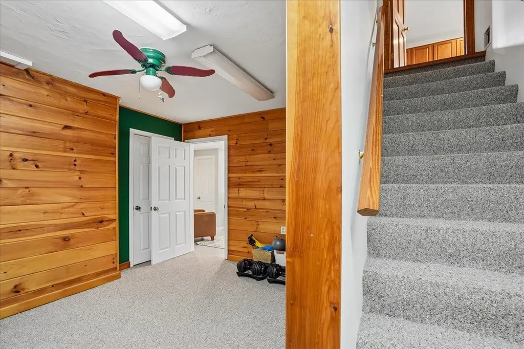 35 Haynes Road Deerfield NH 03037