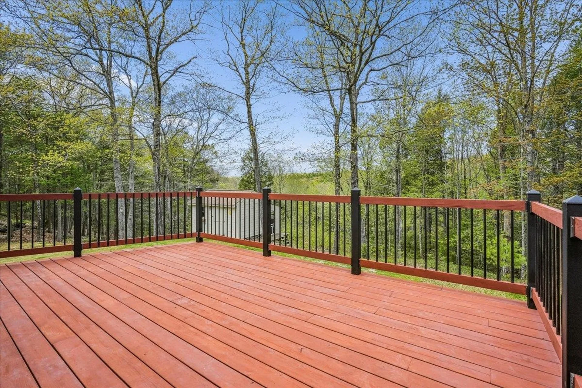 35 Haynes Road Deerfield NH 03037