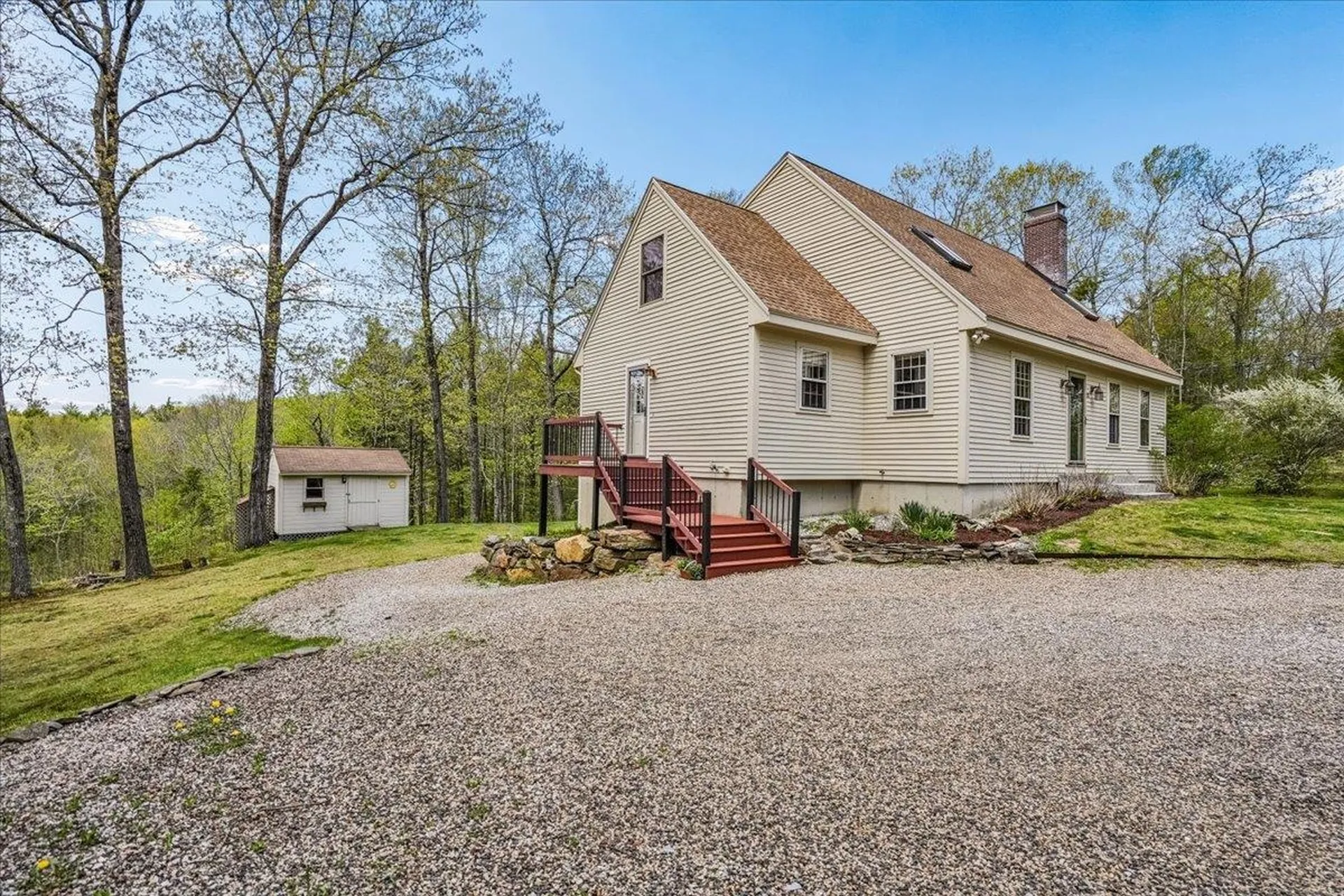 35 Haynes Road Deerfield NH 03037