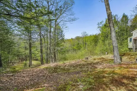 35 Haynes Road Deerfield NH 03037