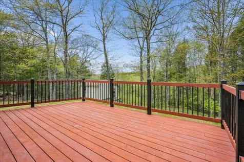 35 Haynes Road Deerfield NH 03037