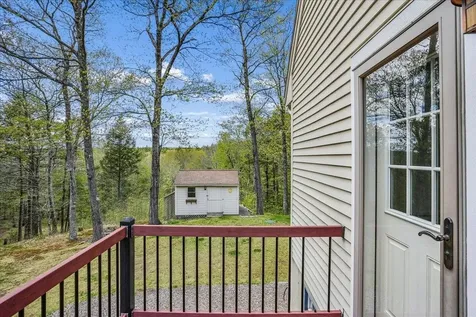 35 Haynes Road Deerfield NH 03037