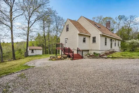35 Haynes Road Deerfield NH 03037