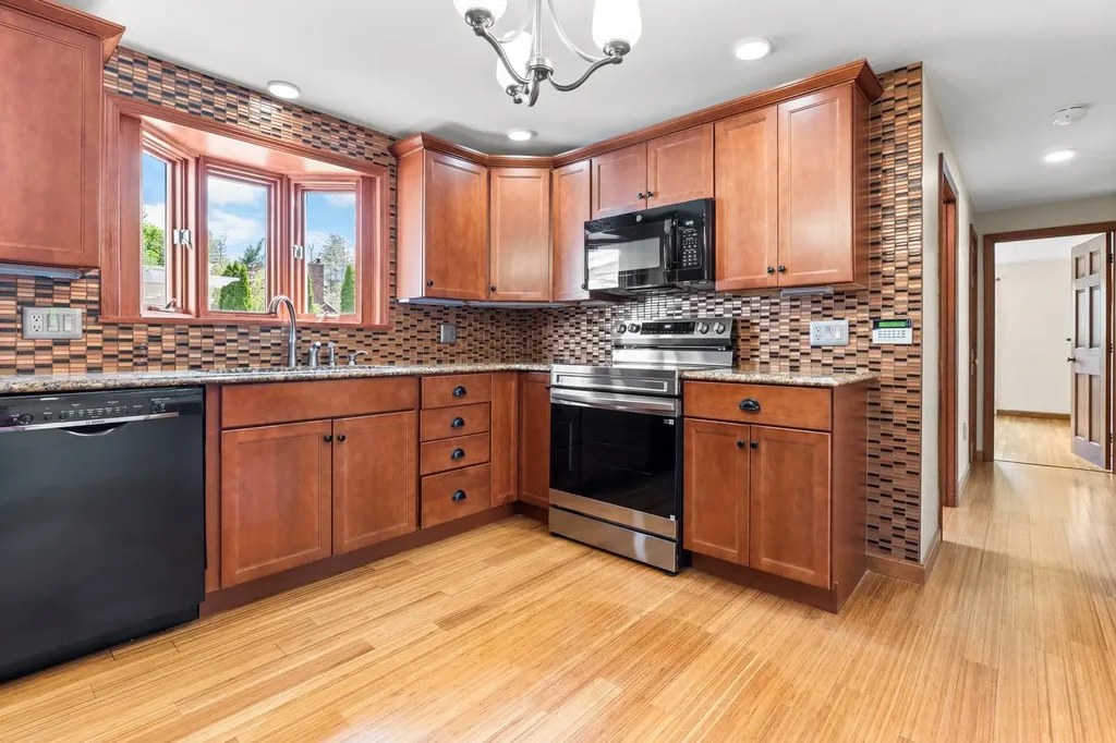 5 Courtland Drive Merrimack NH 03054