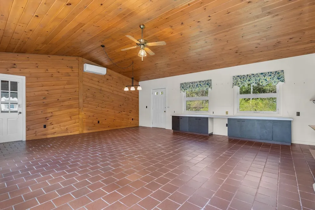 5 Courtland Drive Merrimack NH 03054