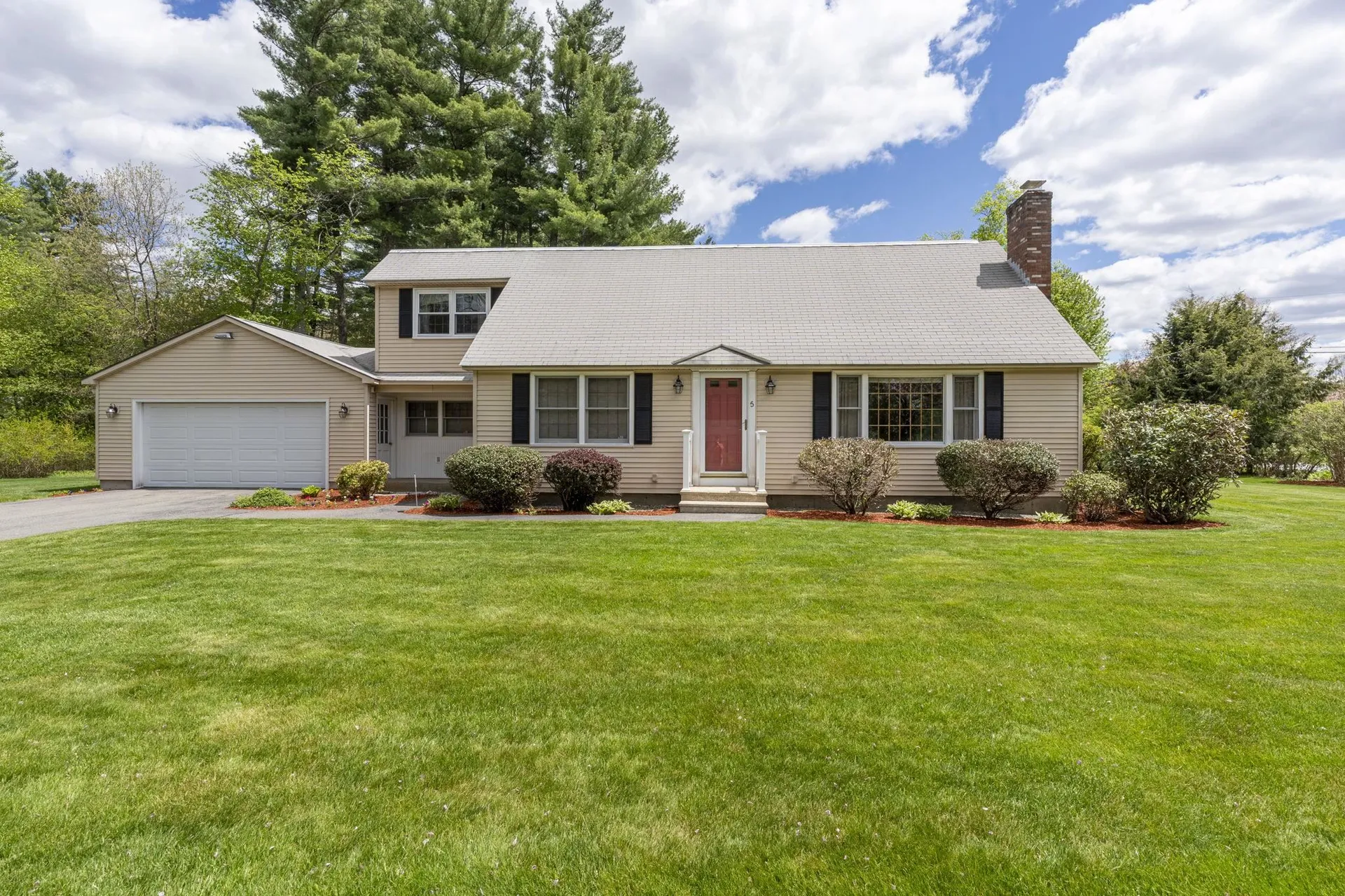 5 Courtland Drive Merrimack NH 03054