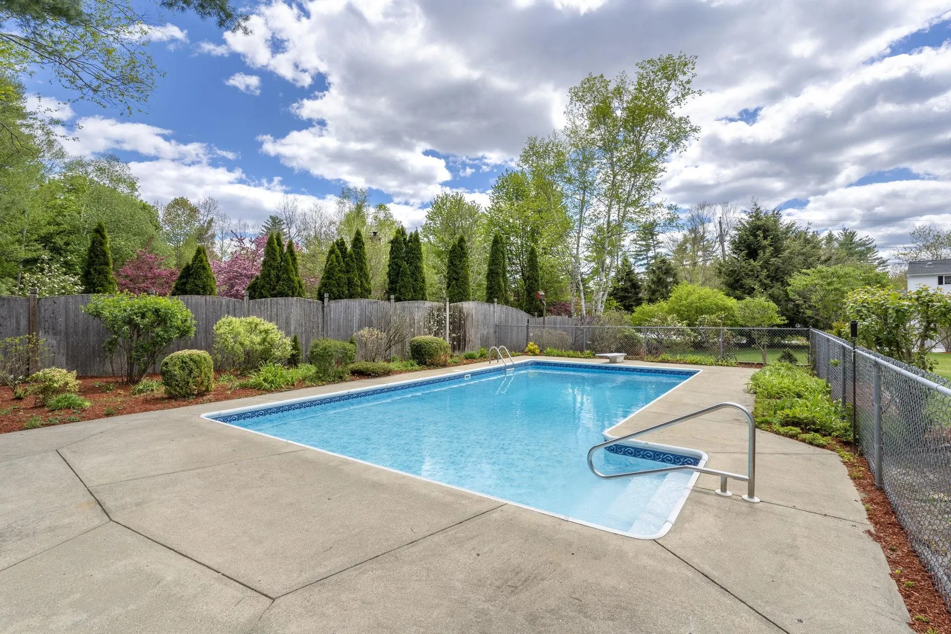 5 Courtland Drive Merrimack NH 03054