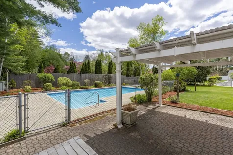 5 Courtland Drive Merrimack NH 03054