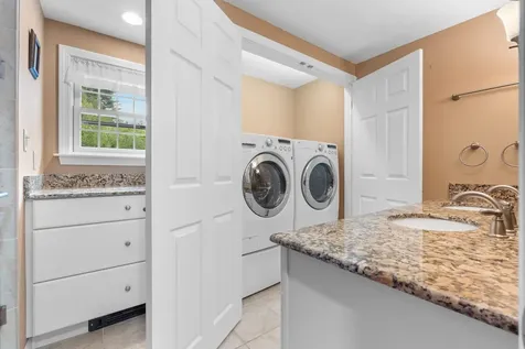 5 Courtland Drive Merrimack NH 03054