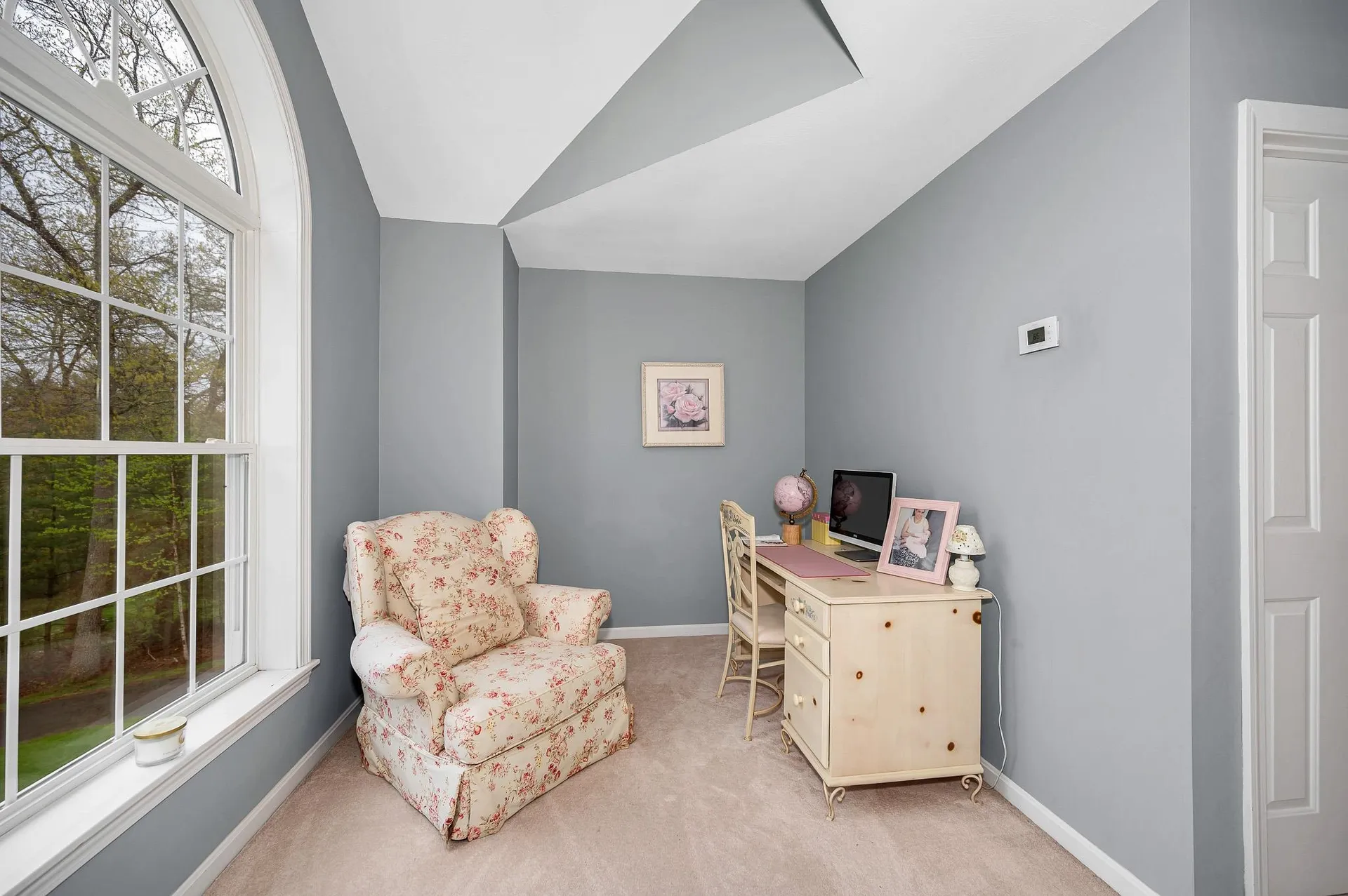 14 Cheshire Court Londonderry NH 03053