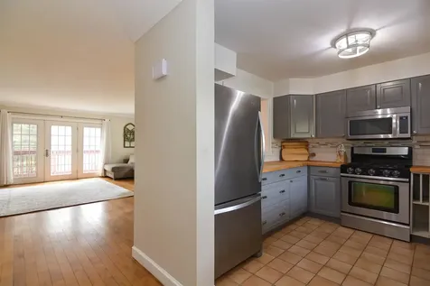 3 Wade Farm Road Newmarket NH 03857