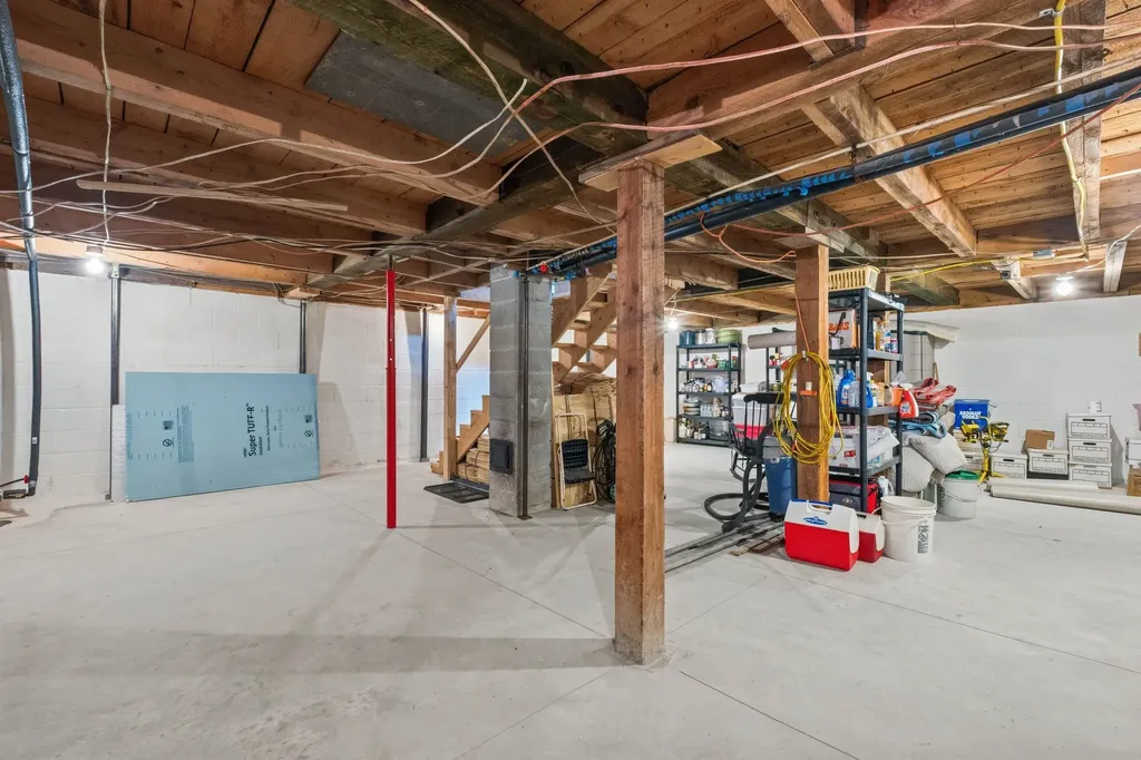 291 Bay Hill Road Northfield NH 03276