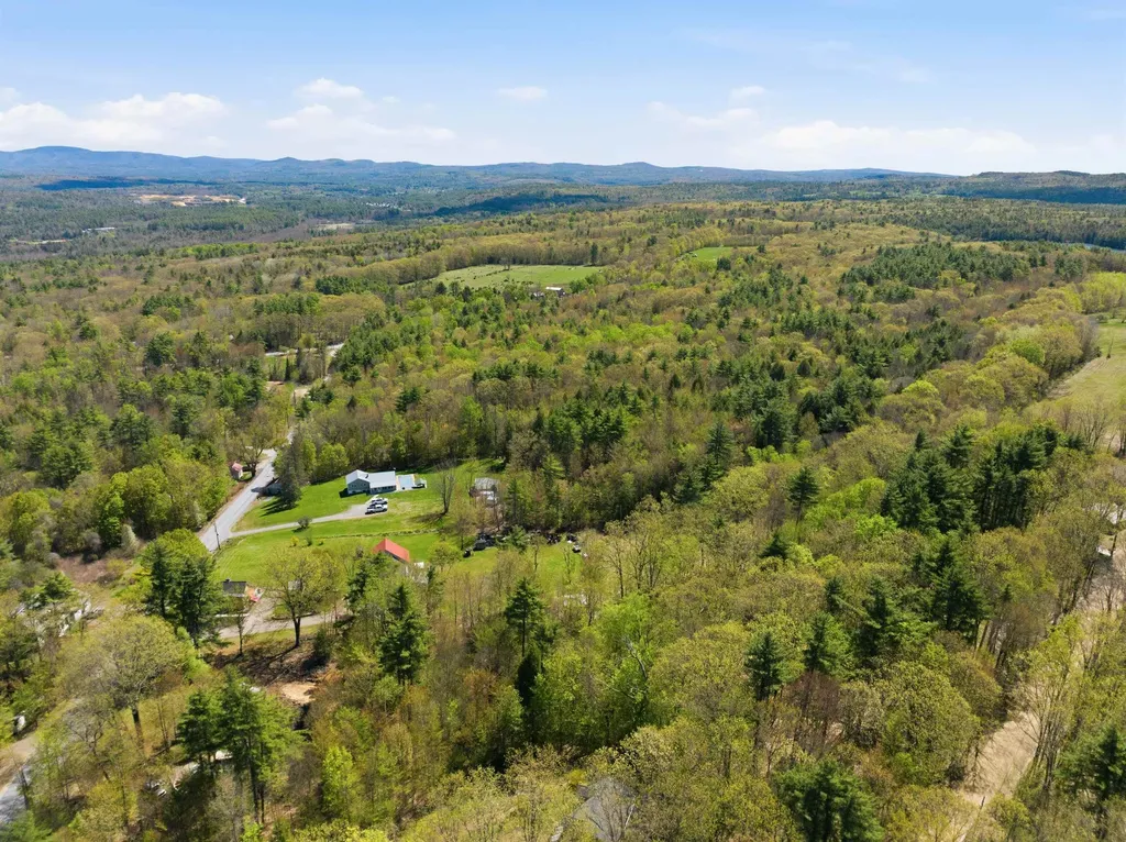 291 Bay Hill Road Northfield NH 03276