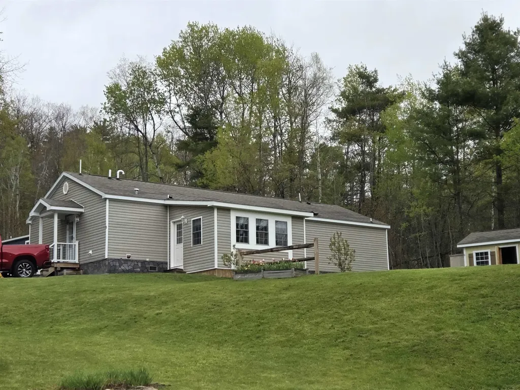 8 Meriden Mobile Court Drive Plainfield NH 03781