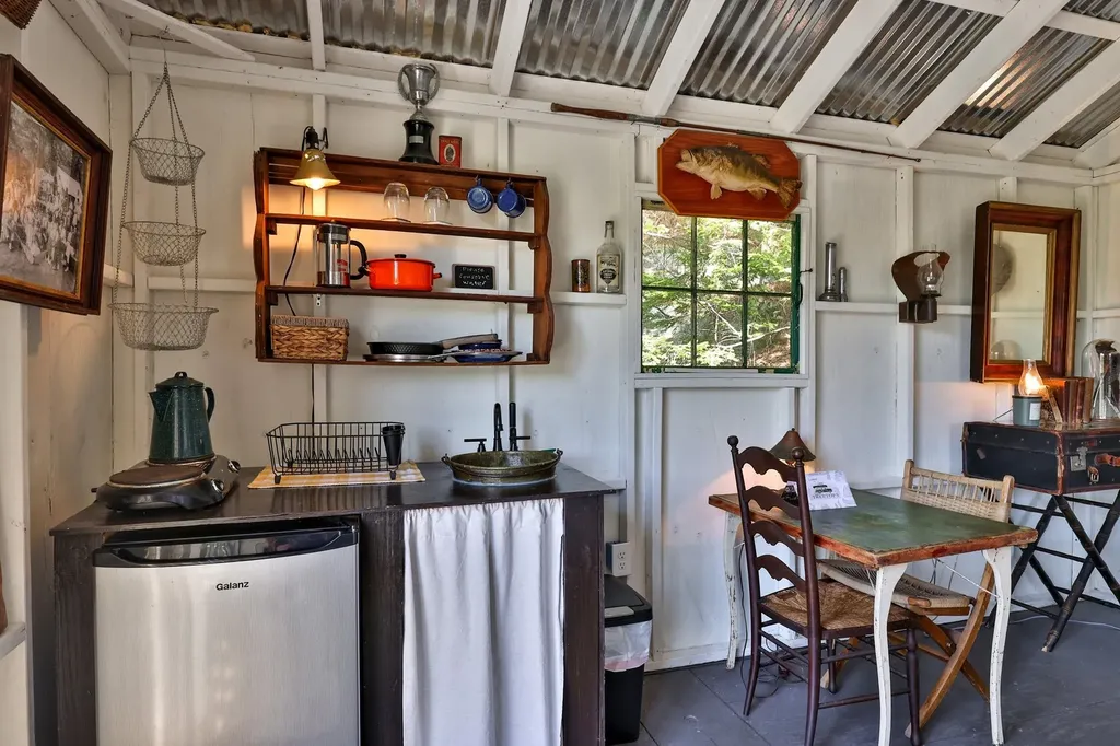 544 Vulture Mountain Road Stockbridge VT 05772